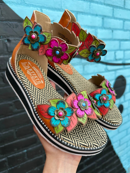 L'Artiste by Spring Step Cruzer Multi – Village Shoe Inn