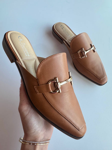 CL by Chinese Laundry Score Camel – Village Shoe Inn