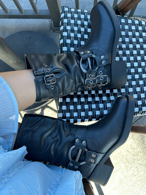 Ivanka 22 Black