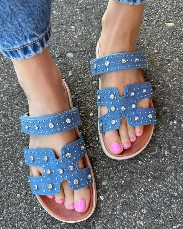 Adele Blue