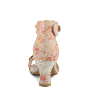 L'Artiste by Spring Step Aquavelva Peach Multi