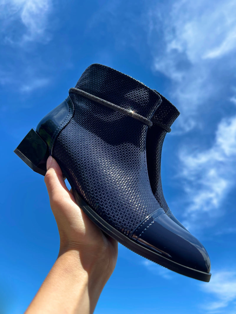 Azura by Spring Step Shelbi Navy Patent