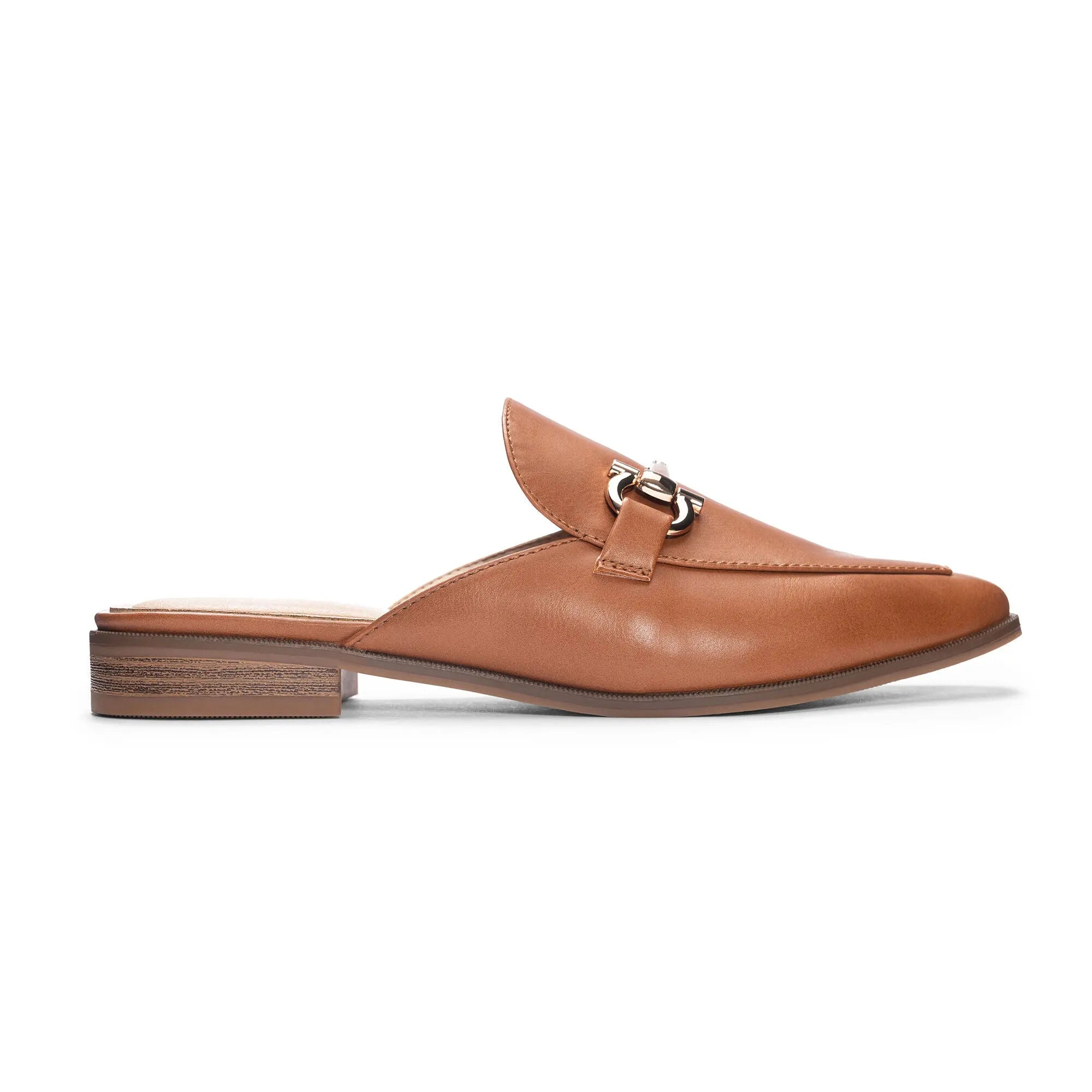 chinese laundry dress shoes Dirty by Laundry Tropics Silver Complete with lucite straps and a classic kitten heel that draws the attention to your outfit. CL by Chinese Laundry Score