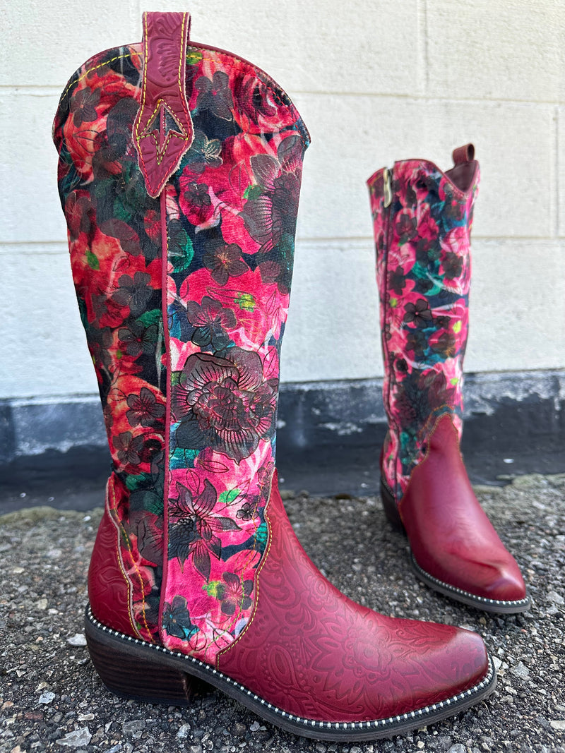 L'Artiste by Spring Step Rodeoqueen Red Multi