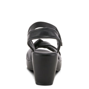 Patrizia by Spring Step Scasnee Black