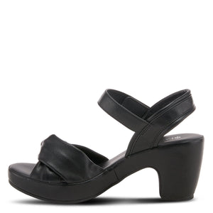 Patrizia by Spring Step Scasnee Black