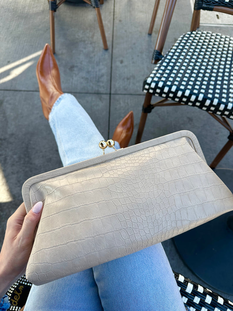 Isabella Clutch Natural
