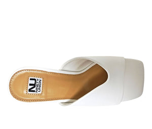 Gypsy White