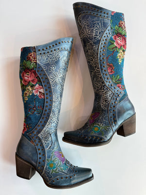 L'Artiste by Spring Step Mallore Blue