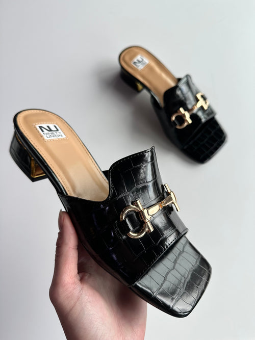 Heeled Sandals – Village Shoe Inn