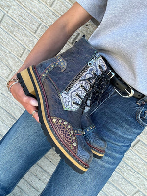 L'Artiste by Spring Step Rugup Slate Multi