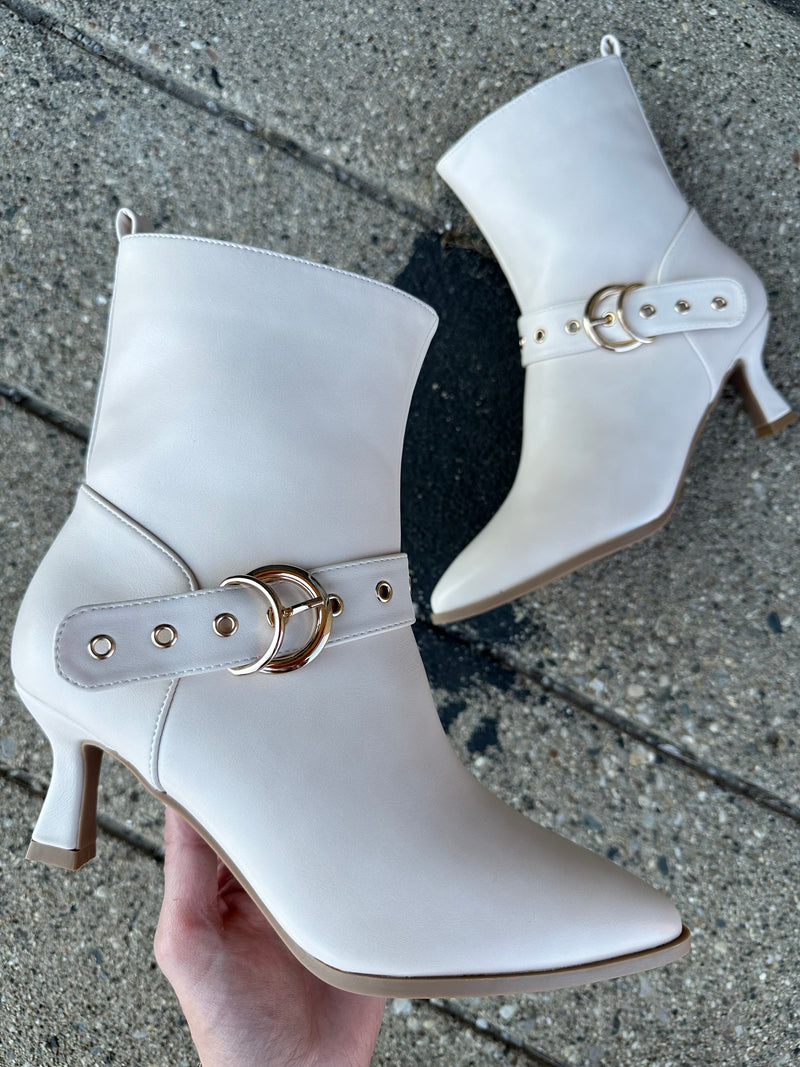 Hutton 15 Bone