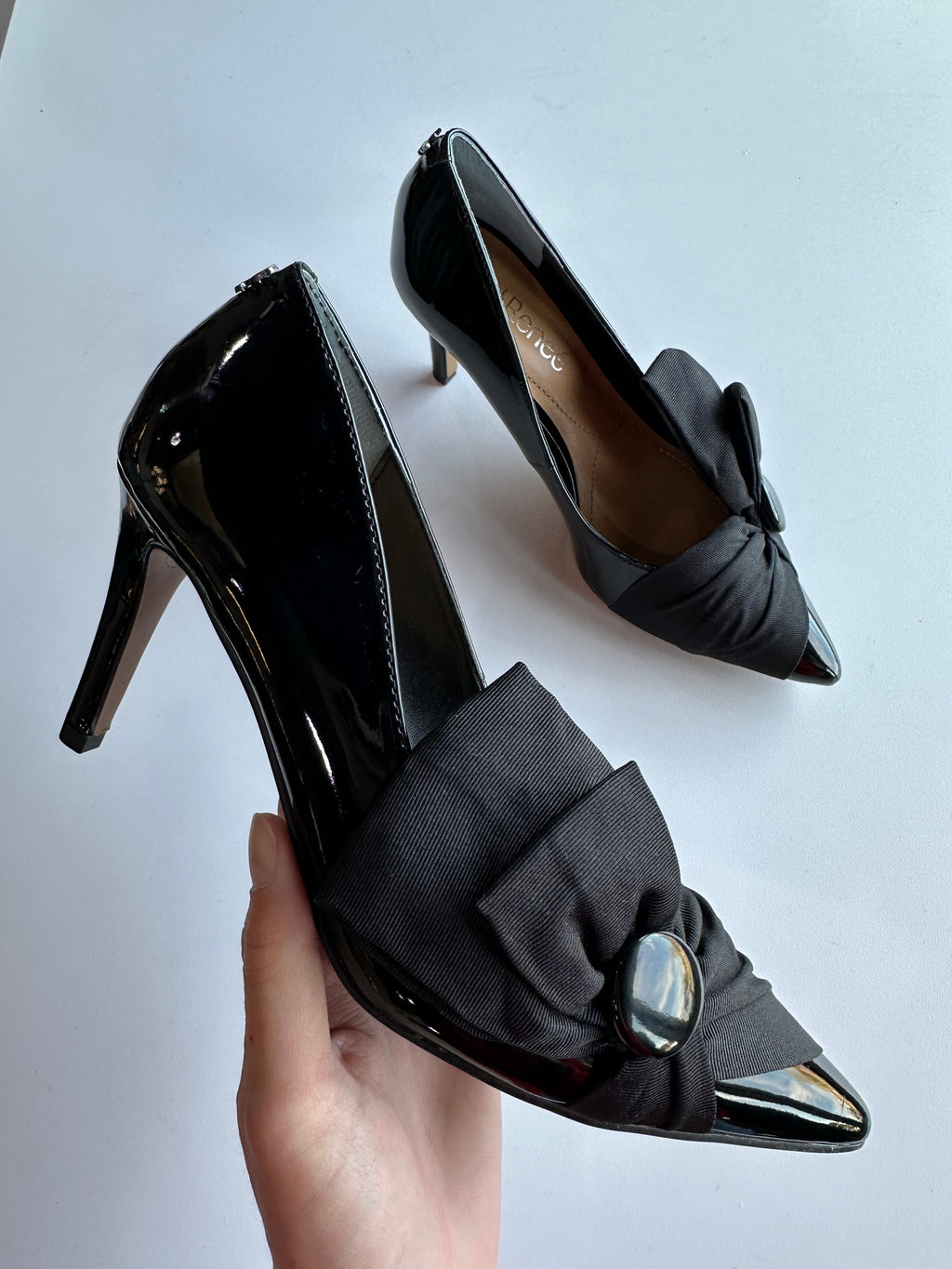 J. Renee Hirisha Black Patent