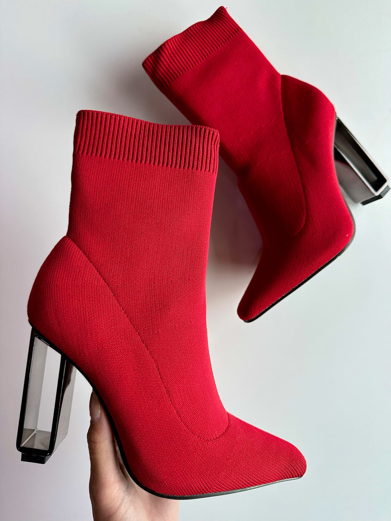Ninety Union Palace Red