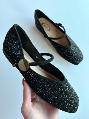 Mackenzie Flat Black