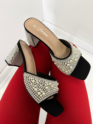 Rodeo Black Pearl