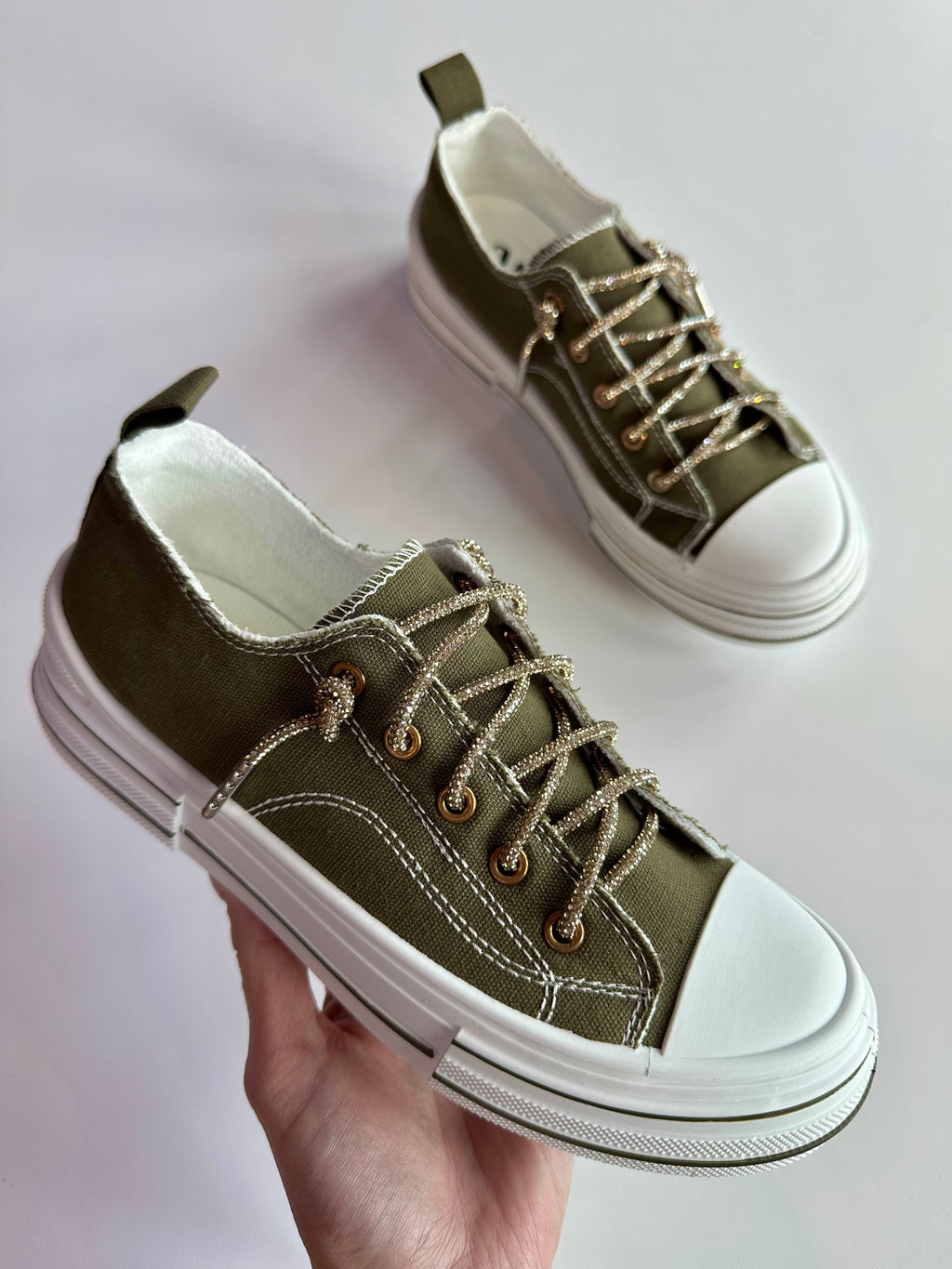 Very G Aman Olive