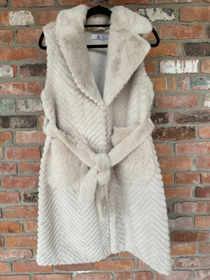 Raven Vest Beige One Size