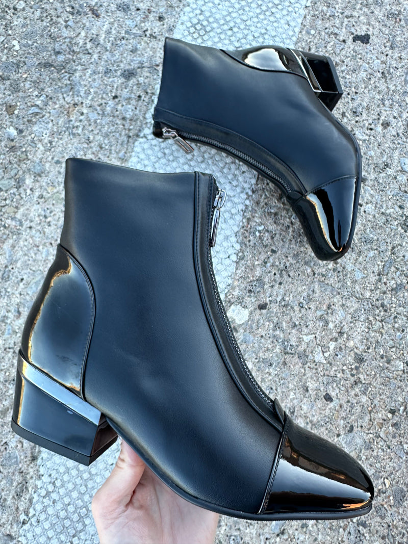 Azura by Spring Step Mozza Black