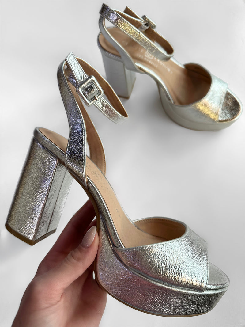 Chinese Laundry Theresa Silver