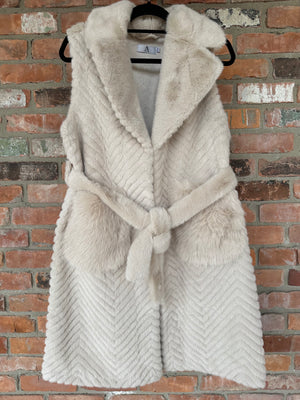 Raven Vest Beige One Size