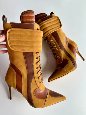 Tess Camel