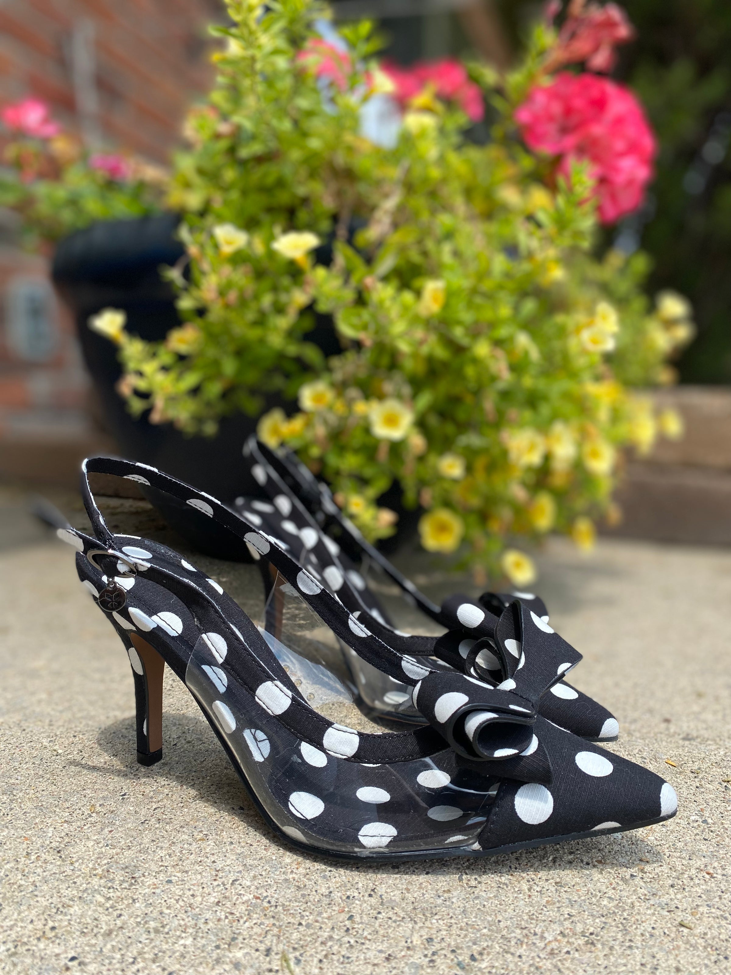 Black and white j renee shoes sales