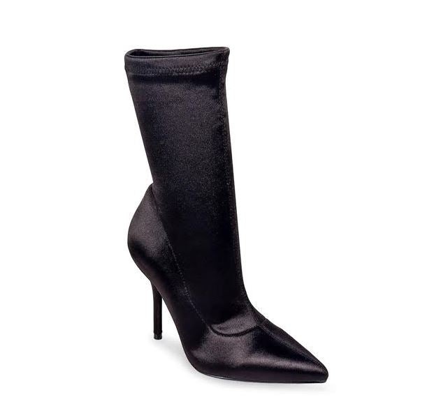 Bexie Black