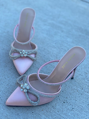 Evie Pink