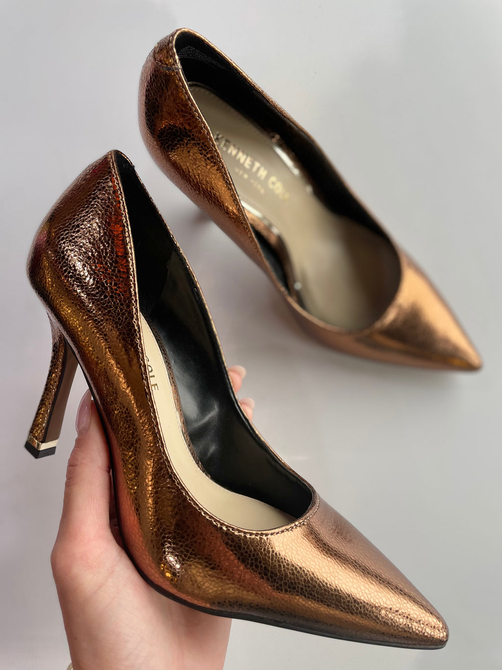 Kenneth Cole Romi 2 Bronze