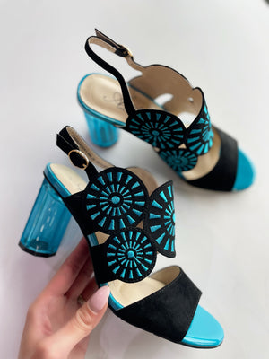 Azura by Spring Step Embroidery Black Multi