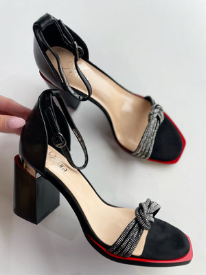 Azura by Spring Step Redhot Black