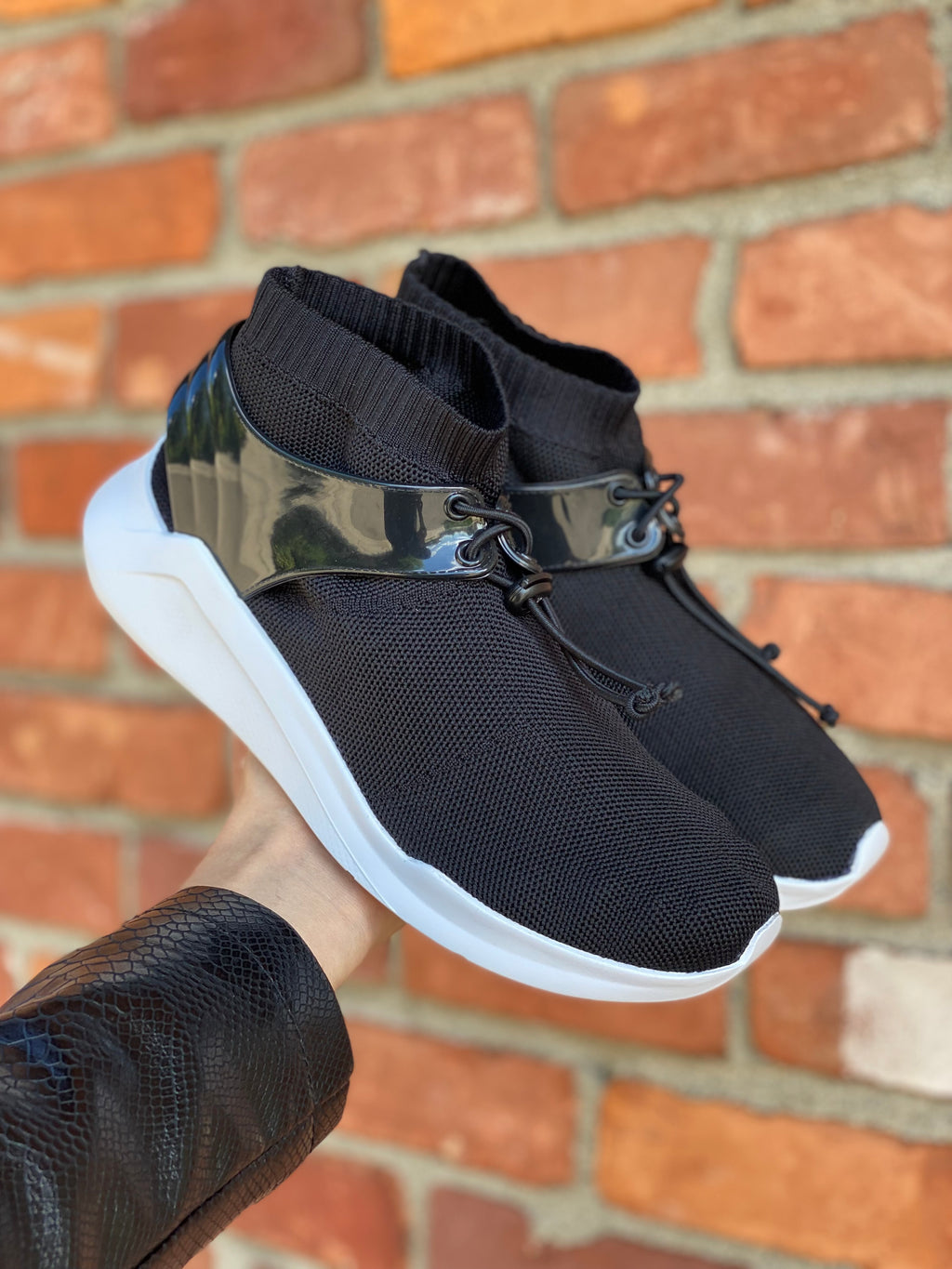 Hype Knot Black