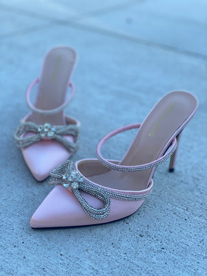 Evie Pink