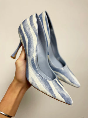 Vince Camuto Cadie Blue Zebra
