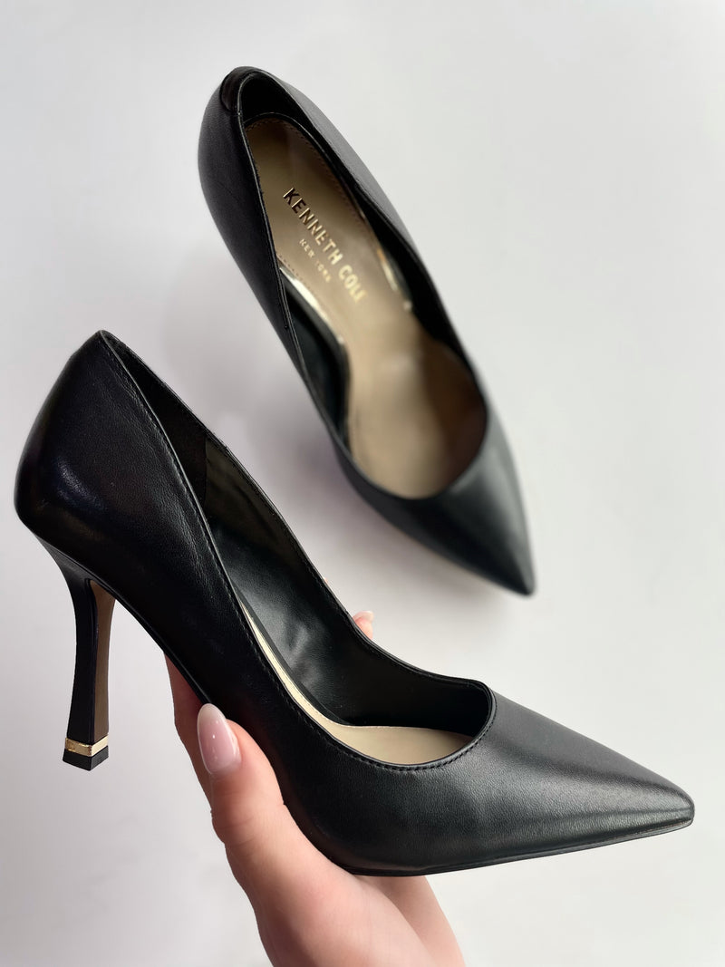 Kenneth Cole Romi Black